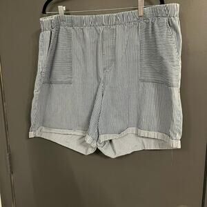 Est 1946 striped shorts